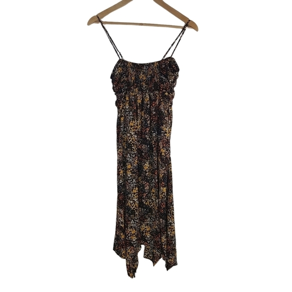 BCBGENERATION‎ Floral Sleeveless Handkerchief Hem Dress - Picture 3 of 6
